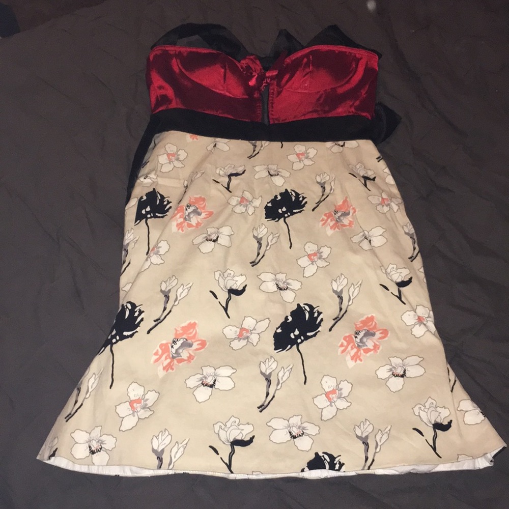 Bustier dress